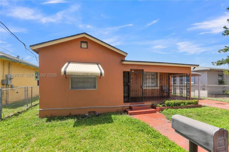 2 bedroom SingleFamilyResidence at 1478 NW 74th St, Comm Liberty City 2nd Sec, Miami — photo 3