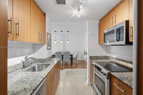 10275 Collins Ave 718, Bal Harbour FL - photo 13 of 48