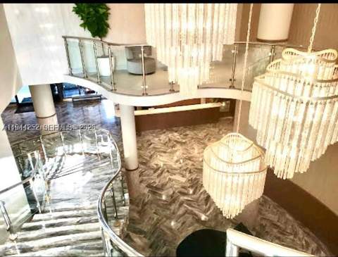 5401 SE Collins Ave 1412, Miami Beach FL - photo 8 of 18