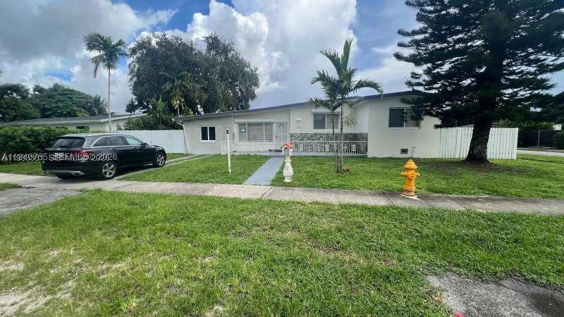 4 bedroom SingleFamilyResidence at 1251 Little River Dr, Cravero Lake Shore Estate, Miami — photo 1