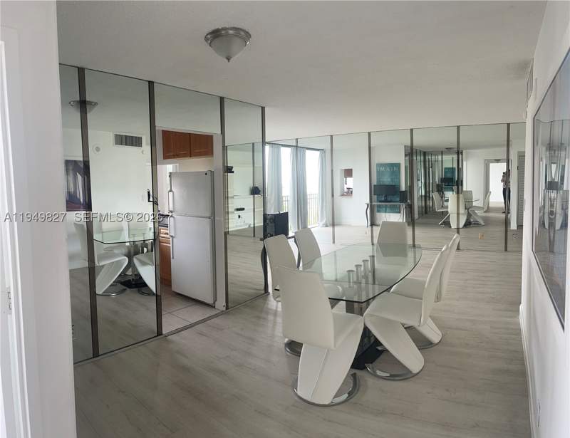 2 bedroom Condominium at 17021 N Bay Rd 603, Plaza Of Americas Condo, Sunny Isles Beach — photo 4