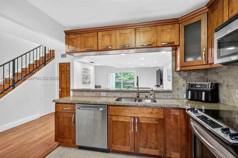2 bedroom Condominium at 3745 NE 171st St 57, Sandpiper Condo, North Miami Beach — photo 4