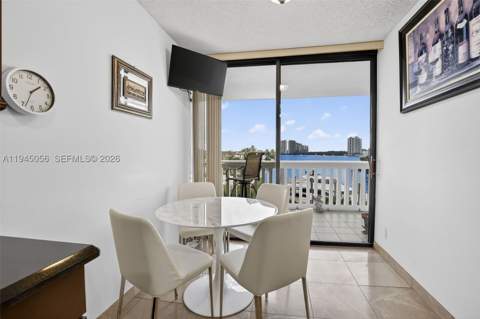 1000 Island Blvd 312, Aventura FL - photo 13 of 57