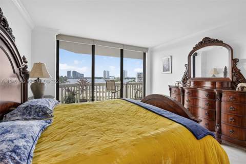 1000 Island Blvd 312, Aventura FL - photo 18 of 57
