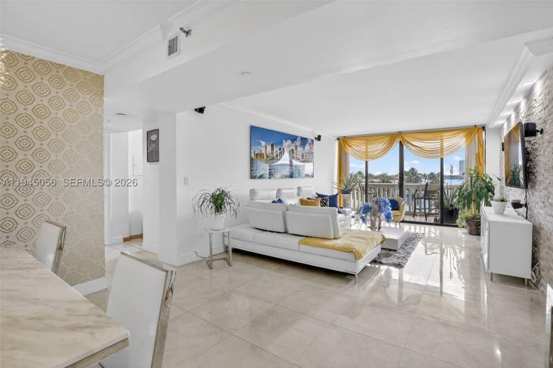 2 bedroom Condominium at 1000 Island Blvd 312, 1000 ISL BLVD WILLIAMS IS, Aventura — photo 5