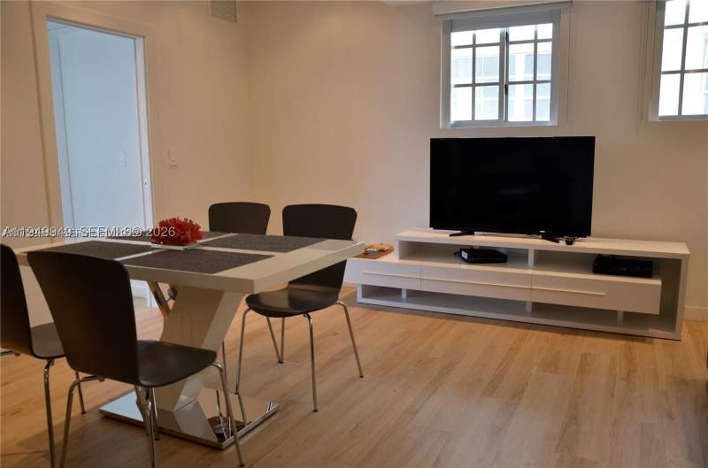 1 bedroom Condominium at 700 16th St 201, Bogart, Miami Beach — photo 3