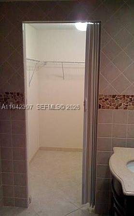 16531 NE 35th Ave 201, North Miami Beach FL - photo 14 of 21