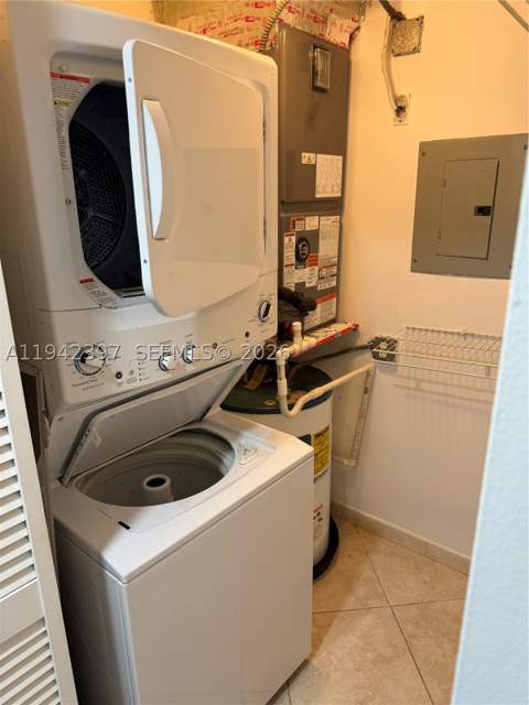 16531 NE 35th Ave 201, North Miami Beach FL - photo 16 of 21