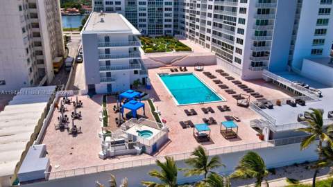5401 Collins Ave 340, Miami Beach FL - photo 24 of 49