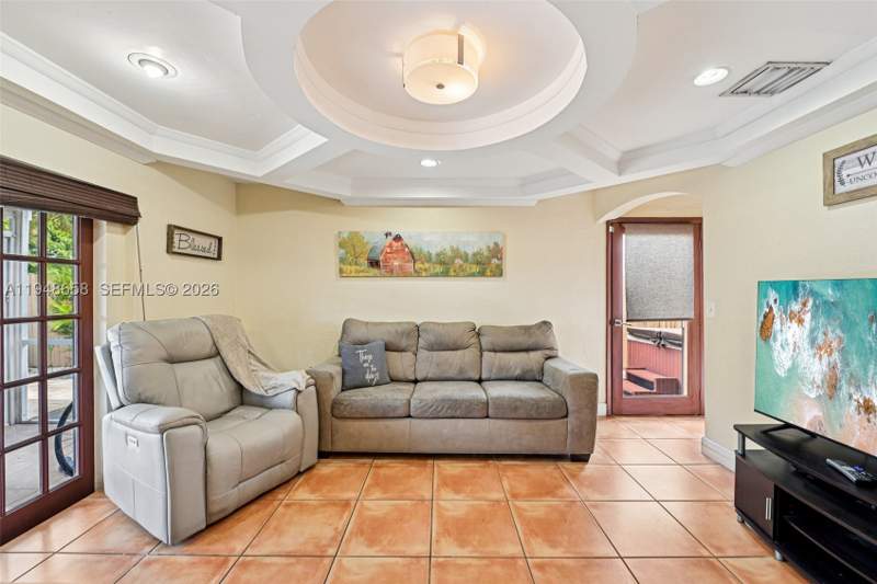 3 bedroom Townhouse at 10365 SW 11th Ter 4-9B, Las Palmas Condo 2/7, Miami — photo 5