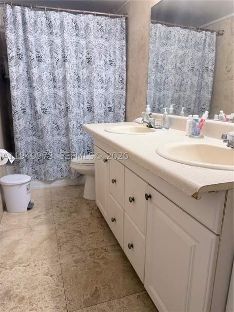 11930 NE 19th Dr 28, North Miami FL - photo 13 of 26