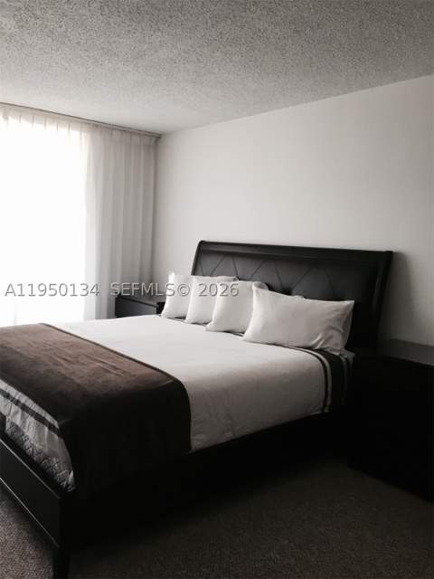 19201 Collins Ave 1033, Sunny Isles Beach FL - photo 6 of 7