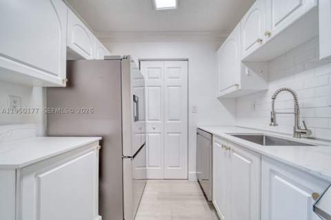 10795 SW 108th Ave 304, Miami FL - photo 8 of 25