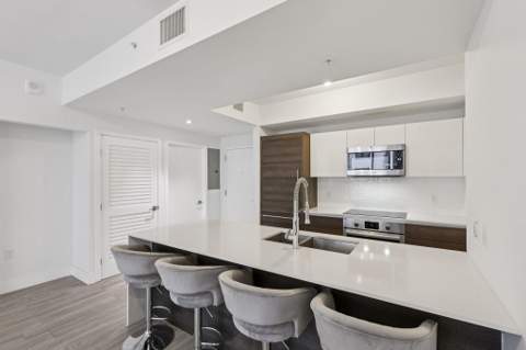 301 Altara Avenue 620, Coral Gables FL - photo 6 of 29