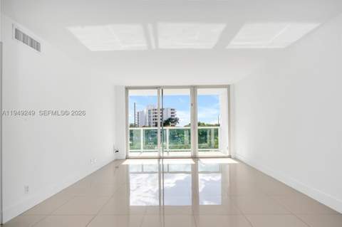 100 Bayview Dr 408, Sunny Isles Beach FL - photo 6 of 57
