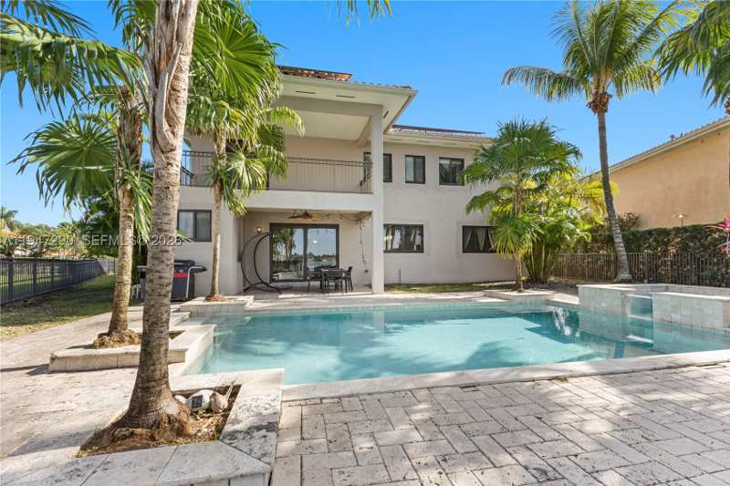 5 bedroom SingleFamilyResidence at 18832 SW 77th Ct, Cutler Cay, Cutler Bay — photo 1