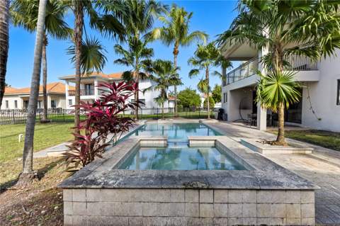 18832 SW 77th Ct, Cutler Bay FL - photo 9 of 61