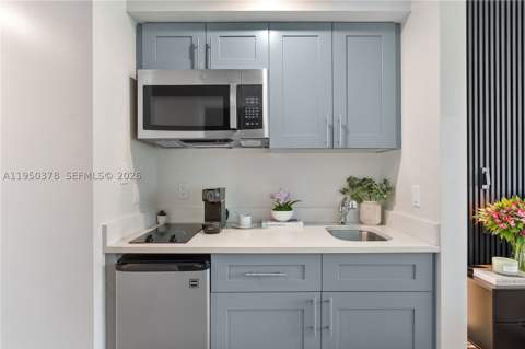 2889 Mcfarlane Rd 1409, Miami FL - photo 9 of 35
