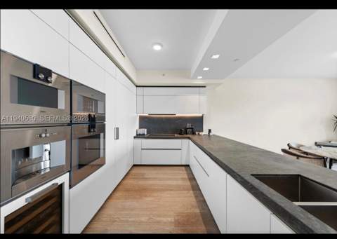 7055 Fisher Island Dr 7055, Miami Beach FL - photo 11 of 17