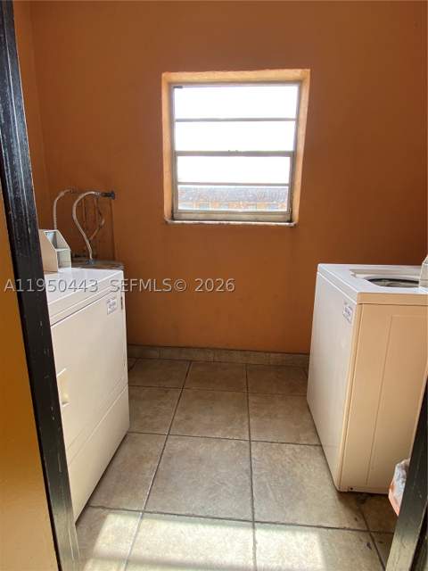 295 NW 72nd Ave 304, Miami FL - photo 10 of 11