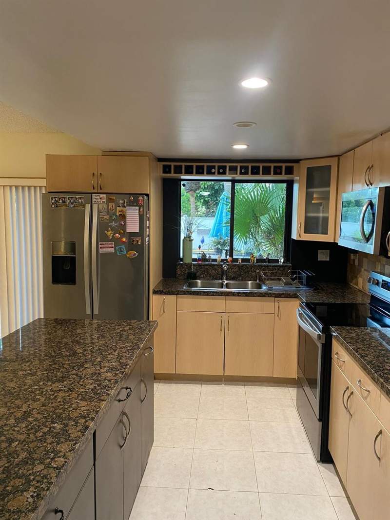 3 bedroom Townhouse at 2645 NE 164th Street 36, Lakeview, North Miami Beach — photo 3