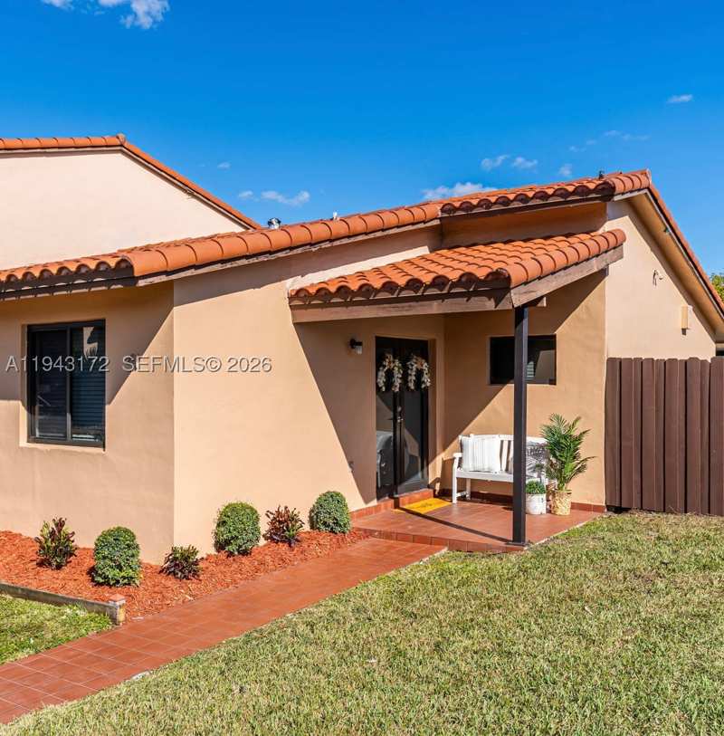 3 bedroom Townhouse at 3815 SW 82nd Ave 41, Tropical Park Villas Cond, Miami — photo 1