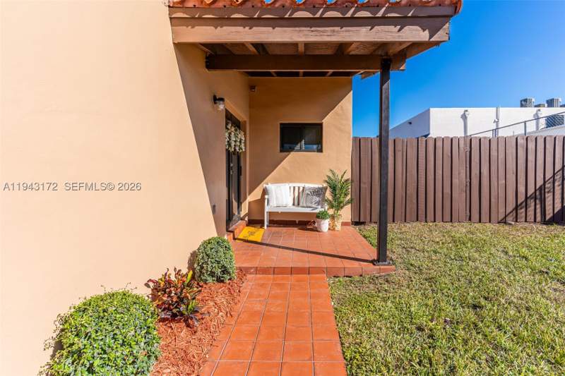 3 bedroom Townhouse at 3815 SW 82nd Ave 41, Tropical Park Villas Cond, Miami — photo 4