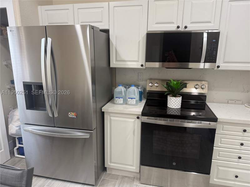 2 bedroom Townhouse at 5400 NW 107th Ave 416, Costa Linda Condo, Doral — photo 2