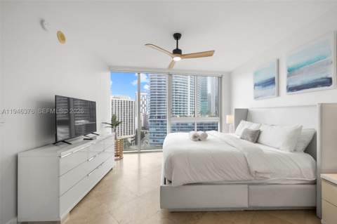 485 Brickell Ave 1804, Miami FL - photo 15 of 60
