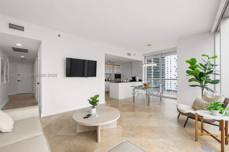 2 bedroom Condominium at 485 Brickell Ave 1804, Icon Brickell Condo No 3, Miami — photo 5
