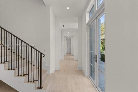 5940 SW 100th Ter, Pinecrest FL - photo 17 of 53