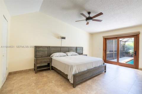 10116 SW 144th Pl, Miami FL - photo 6 of 29