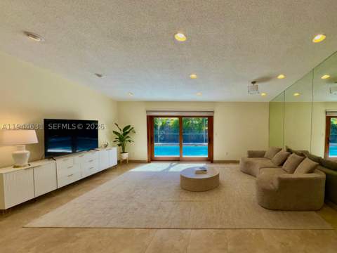 10116 SW 144th Pl, Miami FL - photo 9 of 29