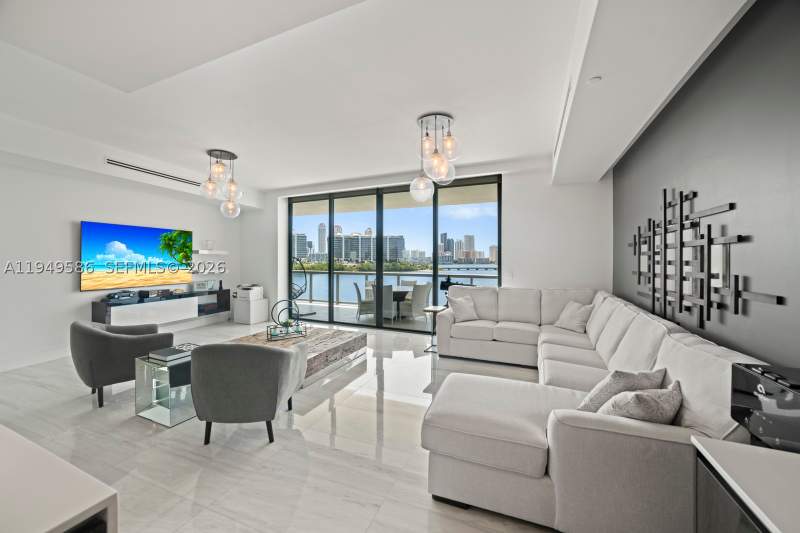 3 bedroom Condominium at 3300 NE 188th St 414, Echo Condo, Aventura — photo 4