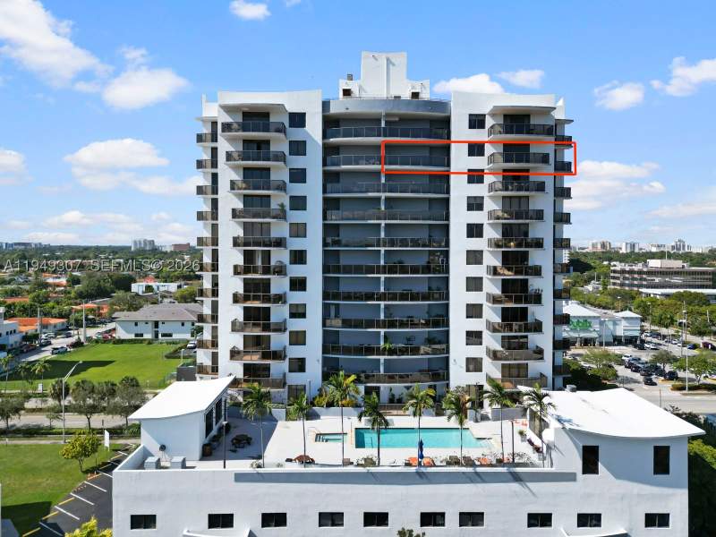 2 bedroom Condominium at 2301 SW 27th Ave 1403, The Luxor Residences Cond, Miami — photo 2