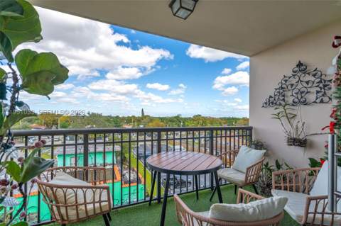 2647 NW 25th Ave 507, Miami FL - photo 16 of 25