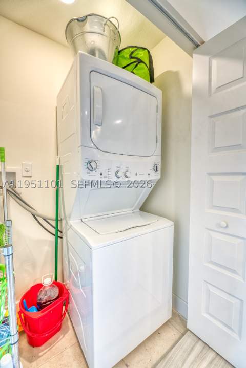 7831 NW 104th Ave 23, Doral FL - photo 12 of 37