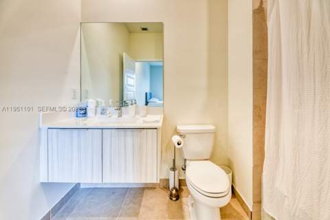7831 NW 104th Ave 23, Doral FL - photo 23 of 37