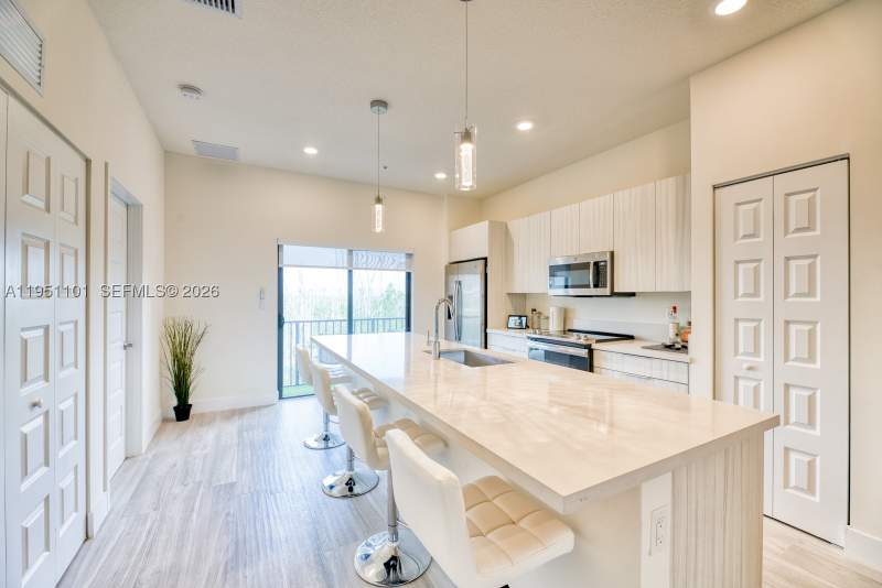 2 bedroom Condominium at 7831 NW 104th Ave 23, Apex, Doral — photo 3