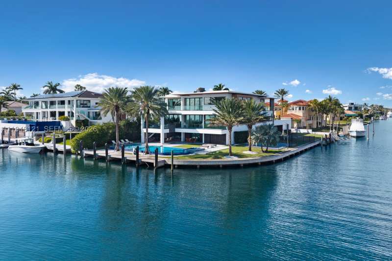 7 bedroom SingleFamilyResidence at 13009 Mar St, Mar Street Sub, Coral Gables — photo 1