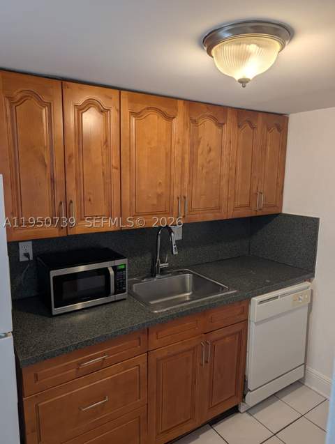 235 Antilla Ave 4, Coral Gables FL - photo 15 of 43