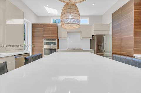 760 NE 115th St, Biscayne Park FL - photo 8 of 44
