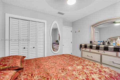 7579 W 31st Ave, Hialeah FL - photo 15 of 35