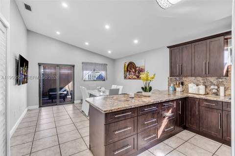 7579 W 31st Ave, Hialeah FL - photo 7 of 35