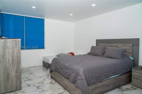 854 NW 87th Ave 405, Miami FL - photo 10 of 19