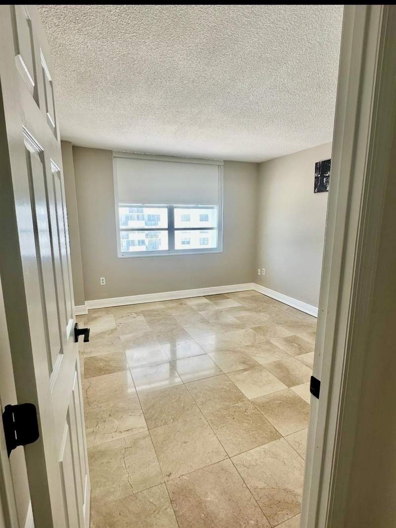 2 bedroom Condominium at 2750 NE 183rd Street 709, Commodore Plaza Condo, Aventura — photo 5
