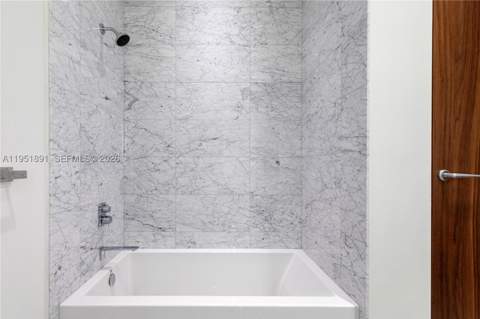 5 Grove Isle Dr L501, Miami FL - photo 23 of 31
