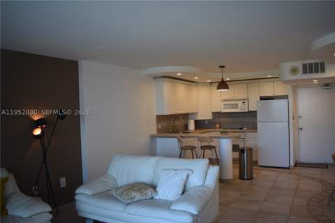 465 Ocean Dr 524, Miami Beach FL - photo 8 of 22