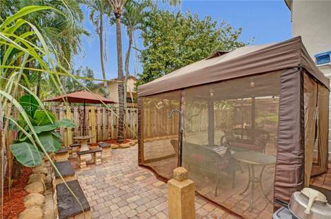 5502 SW 162nd Pl, Miami FL - photo 19 of 72