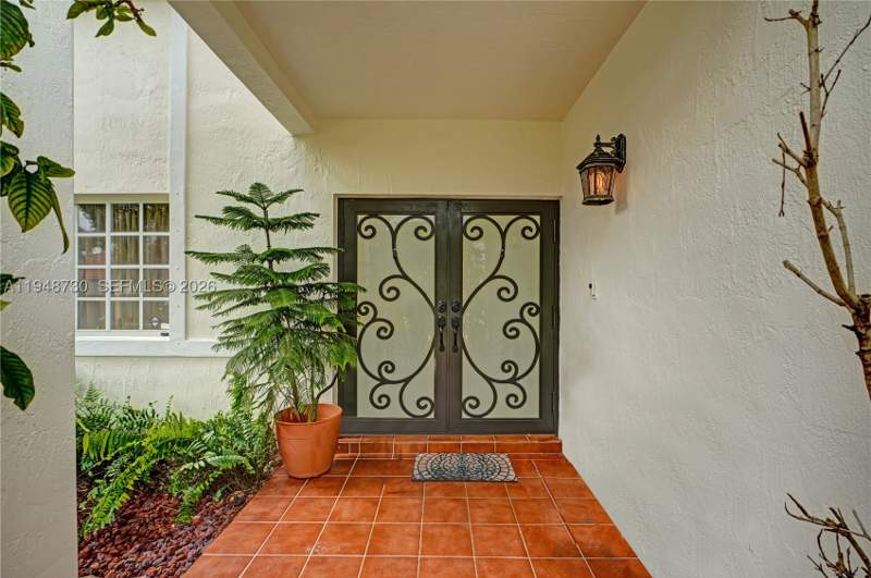 3 bedroom SingleFamilyResidence at 5502 SW 162nd Pl, Pelicans Cove, Miami — photo 2
